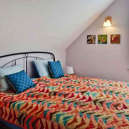 Comfortable With Garden, 3 Bedrooms Дом отдыха Choczewo