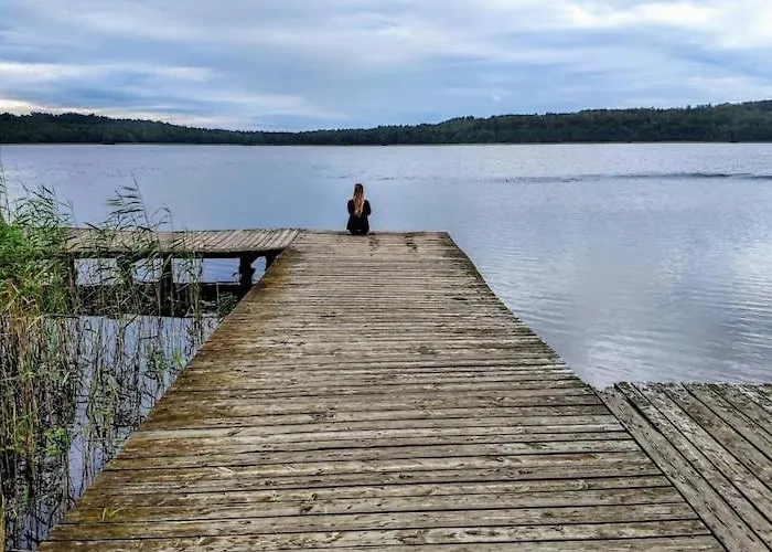 Σπίτι διακοπών Comfortable With Garden, 3 Bedrooms *